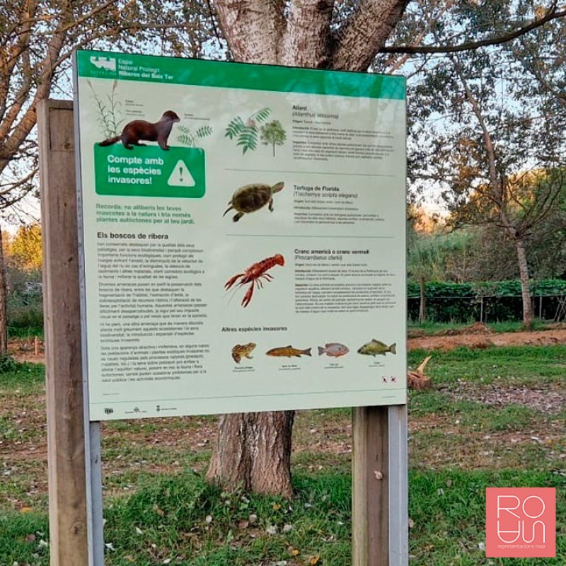 Cartellera d'Acer per a Parcs Naturals | Disseny Minimalista